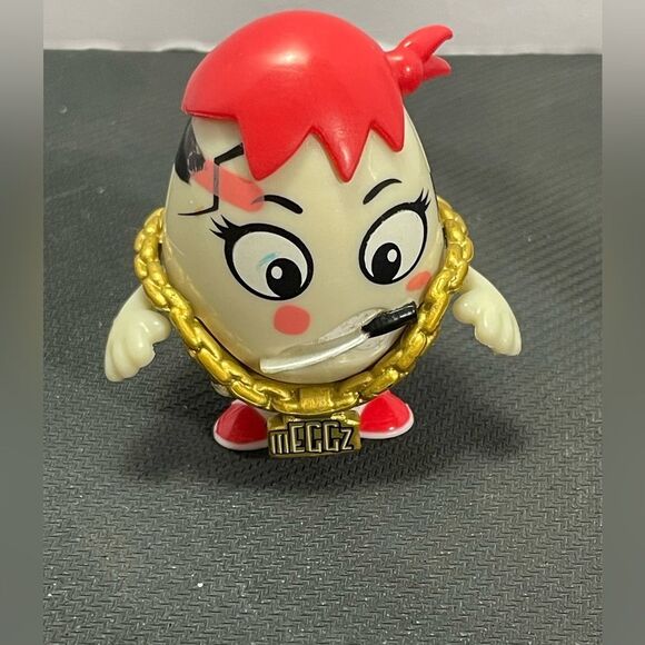 Derpy Bacon & mEGGz Figurine Logo 2.5 Inches - Picture 3 of 4